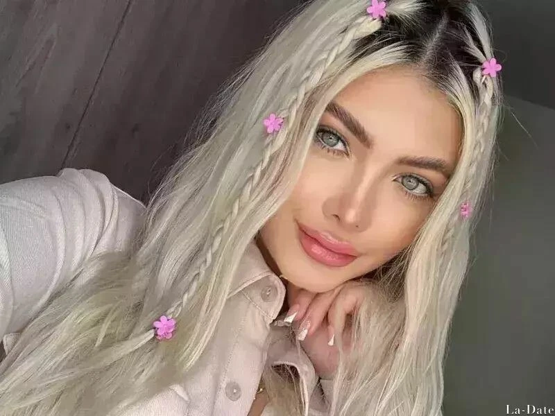 Olga Profile image 1